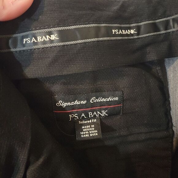 Jos. A. Banks men's 43R - Picture 4 of 6